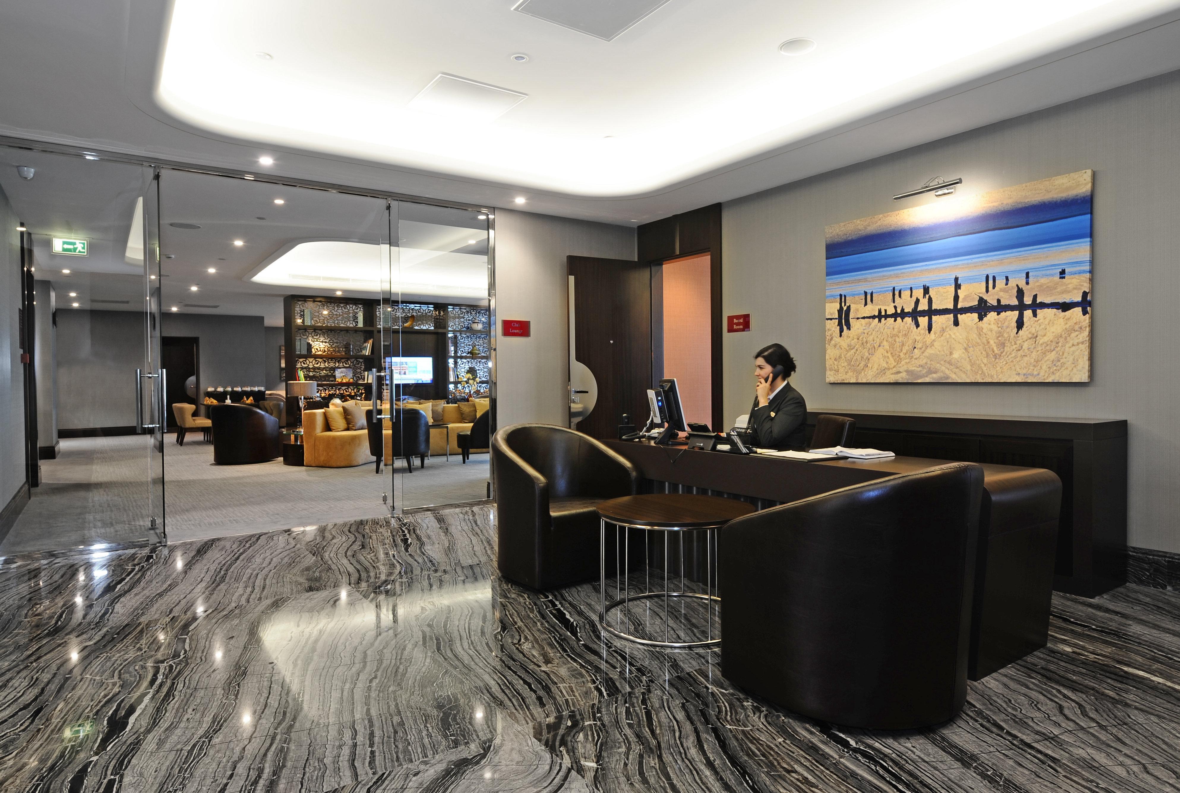 ホテル クラウン プラザ ブルサ コンベンション センター ＆ サーマル スパ エクステリア 写真 Concierge at the lobby